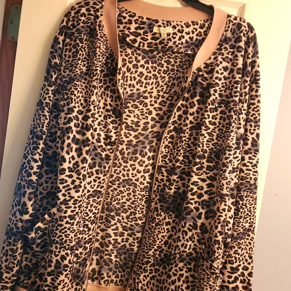 Leopard print zip up jacket